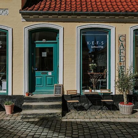 Kefs Guesthouse & Cafe Ærøskøbing Exteriör bild