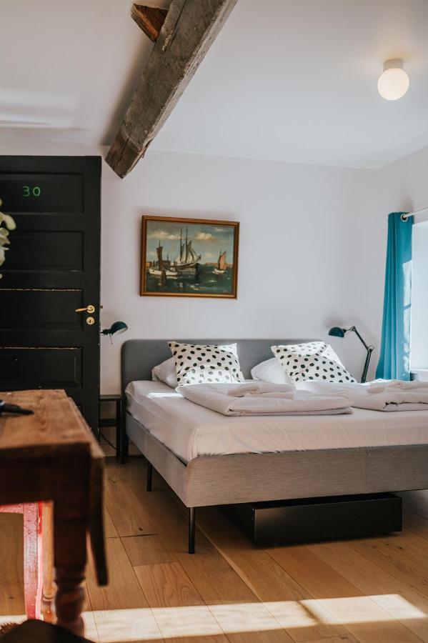 Kefs Guesthouse & Cafe Ærøskøbing Exteriör bild
