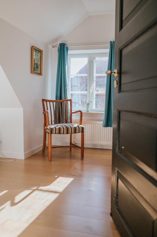 Kefs Guesthouse & Cafe Ærøskøbing Exteriör bild