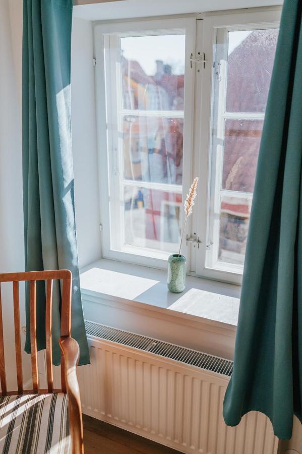 Kefs Guesthouse & Cafe Ærøskøbing Exteriör bild