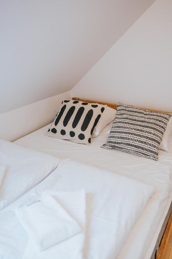 Kefs Guesthouse & Cafe Ærøskøbing Exteriör bild